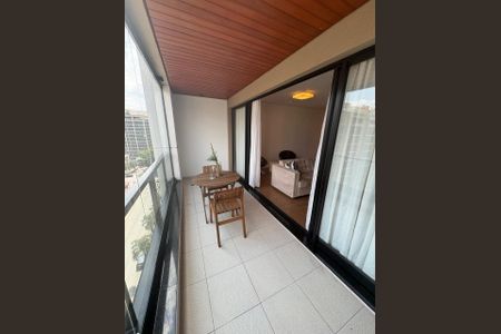 Apartamento à venda com 66m², 1 quarto e 1 vagaFoto 06