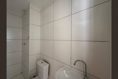 Apartamento à venda com 39m², 2 quartos e sem vaga Apartamento à venda com 39m², 2 quartos e sem vagaBanheiro