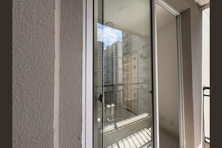 Apartamento à venda com 39m², 2 quartos e sem vaga Apartamento à venda com 39m², 2 quartos e sem vagaVaranda da Sala