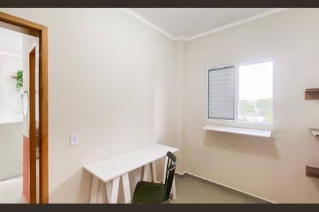 Quarto 2 de apartamento para alugar com 2 quartos, 34m² em Vila Santana, São Paulo