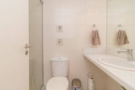 Apartamento à venda com 65m², 2 quartos e 2 vagas Apartamento à venda com 65m², 2 quartos e 2 vagasBanheiro Social