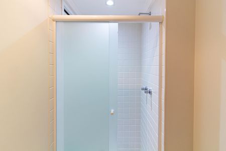 Apartamento à venda com 60m², 2 quartos e 2 vagasBanheiro Social