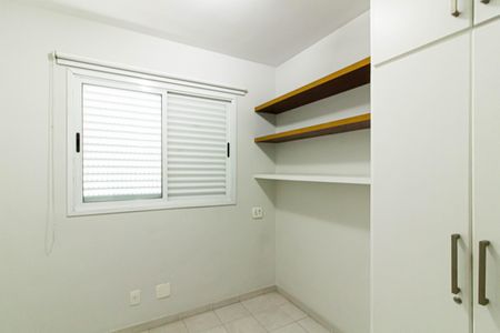 Apartamento à venda com 60m², 2 quartos e 2 vagasQuarto 