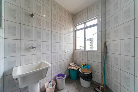 Apartamento à venda com 60m², 2 quartos e 1 vagaÁrea de Serviço