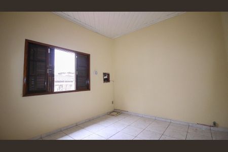 Casa para alugar com 75m², 3 quartos e 2 vagas