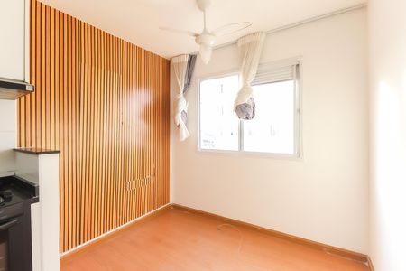Apartamento para alugar com 38m², 2 quartos e sem vagaSala - Cozinha