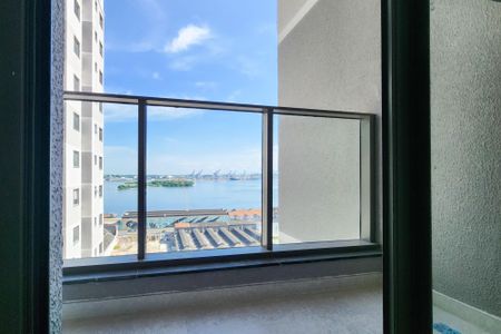 Varanda  de apartamento para alugar com 2 quartos, 48m² em Santo Cristo, Rio de Janeiro