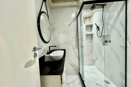 Apartamento para alugar com 150m², 2 quartos e sem vagaBanheiro 