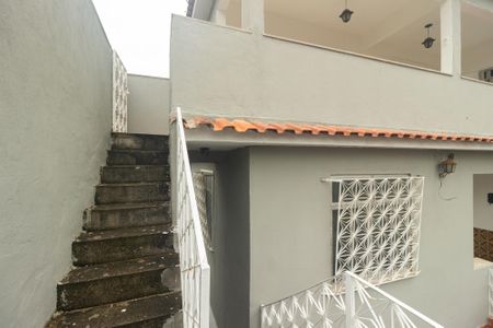 Casa para alugar com 190m², 3 quartos e 1 vagaEscada