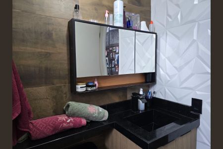 Apartamento à venda com 45m², 2 quartos e 1 vagaBanheiro Social