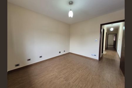 Quarto de casa à venda com 3 quartos, 160m² em Jardim Vila Formosa, São Paulo