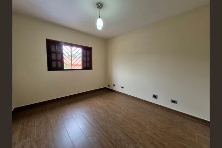 Quarto de casa à venda com 3 quartos, 160m² em Jardim Vila Formosa, São Paulo