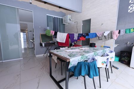 Casa para alugar com 180m², 3 quartos e 2 vagasÁrea externa