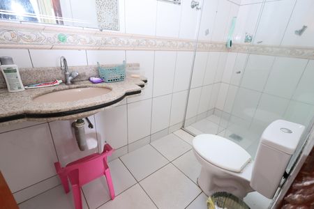 Casa para alugar com 180m², 3 quartos e 2 vagasBanheiro Social