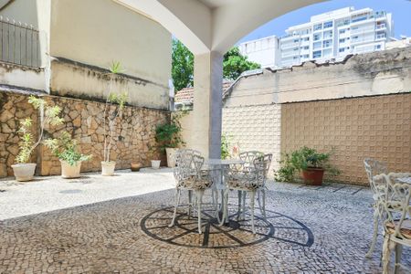 Apartamento à venda com 70m², 2 quartos e sem vagaÁrea Comum 