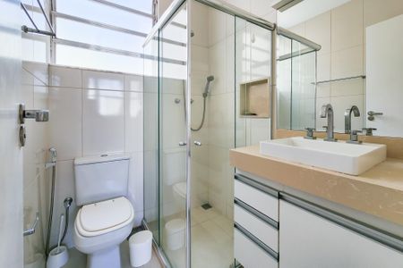 Apartamento à venda com 70m², 2 quartos e sem vagaBanheiro da Suite 