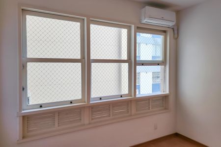 Sala  de apartamento à venda com 2 quartos, 70m² em Botafogo, Rio de Janeiro