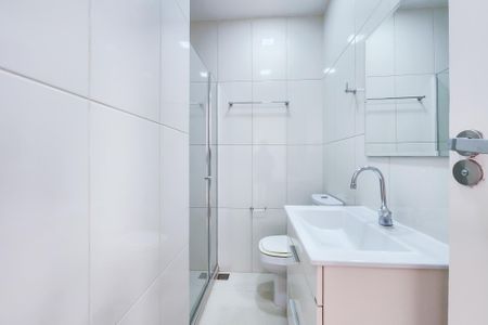 Apartamento à venda com 70m², 2 quartos e sem vagaBanheiro 