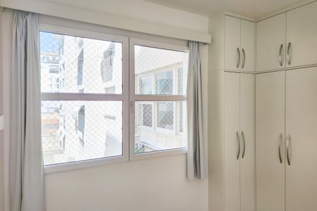 Apartamento à venda com 70m², 2 quartos e sem vagaSuite 