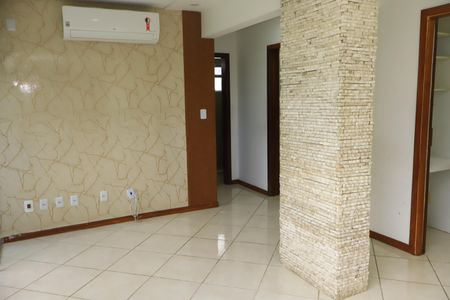 Sala de apartamento para alugar com 3 quartos, 71m² em Saboeiro, Salvador