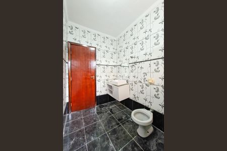 Casa para alugar com 257m², 3 quartos e 3 vagasBanheiro da Suíte