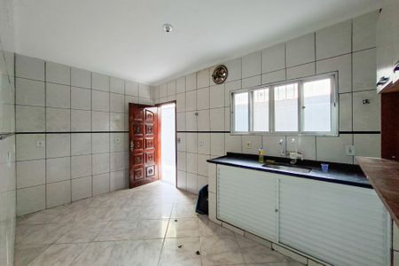 Casa para alugar com 257m², 3 quartos e 3 vagasCozinha 