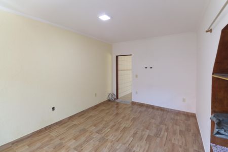 Casa para alugar com 40m², 1 quarto e sem vaga Casa para alugar com 40m², 1 quarto e sem vagaSuíte