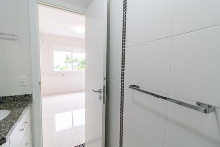 Apartamento para alugar com 50m², 1 quarto e 2 vagas Apartamento para alugar com 50m², 1 quarto e 2 vagasBanheiro da Suíte