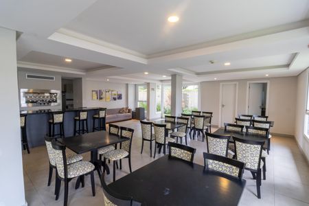 Apartamento para alugar com 50m², 1 quarto e 2 vagas Apartamento para alugar com 50m², 1 quarto e 2 vagasÁrea comum - Salão de festas