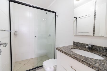 Apartamento para alugar com 50m², 1 quarto e 2 vagas Apartamento para alugar com 50m², 1 quarto e 2 vagasBanheiro da Suíte