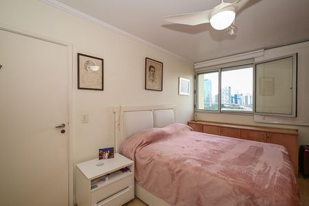 Apartamento para alugar com 92m², 2 quartos e 1 vagaSuíte