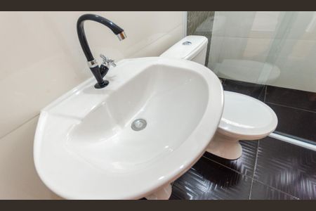 Casa para alugar com 63m², 2 quartos e 1 vagaBanheiro