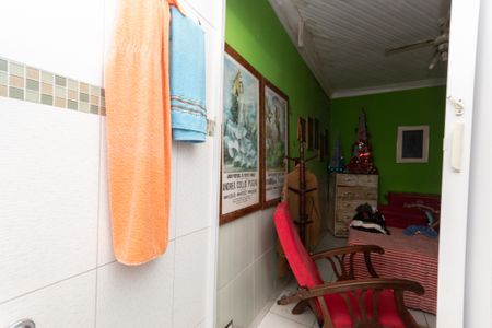 Casa à venda com 136m², 3 quartos e 4 vagas Casa à venda com 136m², 3 quartos e 4 vagasBanheiro da Suíte 2