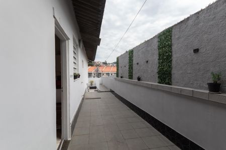 Casa à venda com 136m², 3 quartos e 4 vagas Casa à venda com 136m², 3 quartos e 4 vagasQuintal