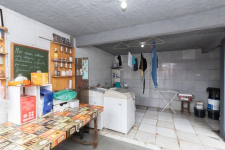 Casa à venda com 136m², 3 quartos e 4 vagas Casa à venda com 136m², 3 quartos e 4 vagasÁrea de Serviço