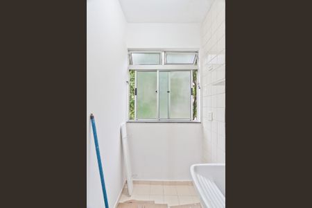 Apartamento à venda com 44m², 2 quartos e 1 vaga Apartamento à venda com 44m², 2 quartos e 1 vagaÁrea de Serviço