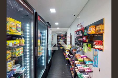 Apartamento para alugar com 44m², 2 quartos e sem vagaMini Mercado