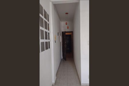 Apartamento à venda com 64m², 2 quartos e sem vagaCorredor