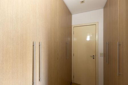 Apartamento para alugar com 90m², 2 quartos e 2 vagasCloset da Suíte 1