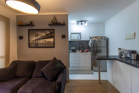 Sala de apartamento para alugar com 2 quartos, 47m² em Vila Monte Serrat, Cotia