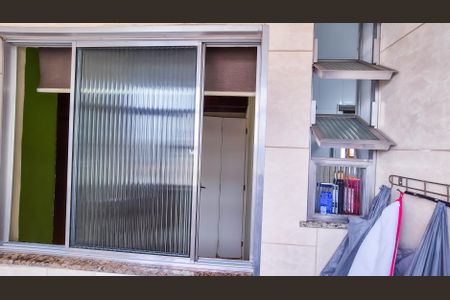 Apartamento à venda com 70m², 3 quartos e 1 vagaÁrea de Serviço