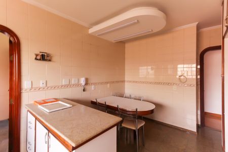 Apartamento para alugar com 180m², 3 quartos e 3 vagasCozinha