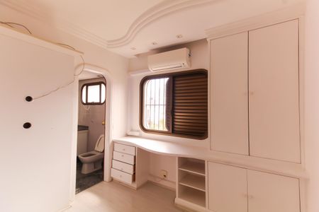 Apartamento para alugar com 180m², 3 quartos e 3 vagasQuarto 1 - Suíte