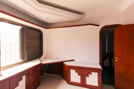 Apartamento para alugar com 180m², 3 quartos e 3 vagasQuarto 2 - Suíte