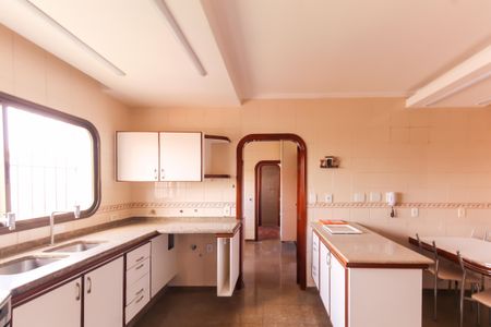 Apartamento para alugar com 180m², 3 quartos e 3 vagasCozinha