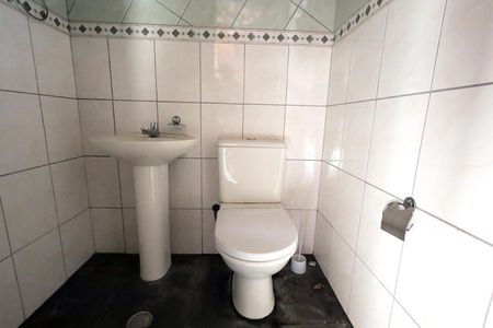 Casa à venda com 254m², 3 quartos e 6 vagas Casa à venda com 254m², 3 quartos e 6 vagasBanheiro 3