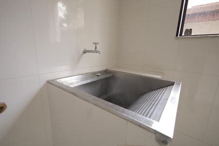 Casa à venda com 254m², 3 quartos e 6 vagas Casa à venda com 254m², 3 quartos e 6 vagasÁrea de Serviço