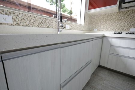 Casa à venda com 254m², 3 quartos e 6 vagas Casa à venda com 254m², 3 quartos e 6 vagasCozinha
