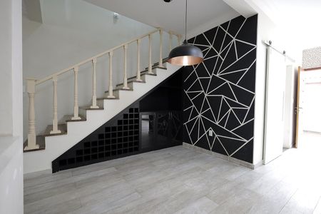 Casa à venda com 254m², 3 quartos e 6 vagas Casa à venda com 254m², 3 quartos e 6 vagasSala de Jantar