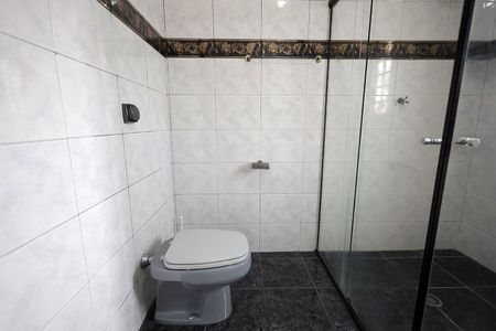 Casa à venda com 254m², 3 quartos e 6 vagas Casa à venda com 254m², 3 quartos e 6 vagasBanheiro 2